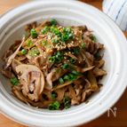 『豚肉と根菜の甘辛生姜炒め』簡単☆ご飯に合う定番の味！