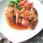 揚げ焼きチキンの玉ねぎにんにくソース