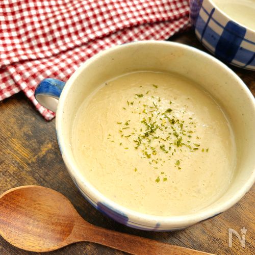 ほっこり温まる♪【ながいもとろろ豆乳スープ】