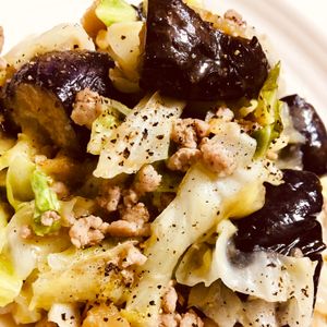 YOKO.TNKの作ってみた!投稿(【ご飯がっつり】キャベツとなすのひき肉回鍋肉☆ワンパン速攻)