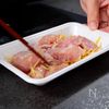 【腸活おつまみ】レモン香る鶏もも肉の塩麹焼き【お花見おかず】の工程1