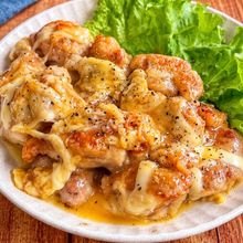 【ガーリックバター醤油のチーズチキン】とろ〜り♡