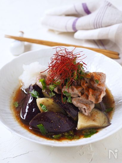 レンジで4分！豚肉と茄子のさっぱりシソポン和え【時短・簡単】