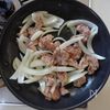 簡単♪豚こまマヨ生姜焼きの工程2