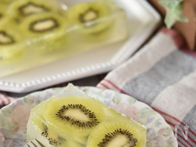 キウイの寒天ゼリー By 鈴木美鈴 レシピサイト Nadia ナディア プロの料理家のおいしいレシピ