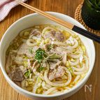 【レンジで一発！激うま♡︎ねぎ塩豚うどん】ランチ/夜食/簡単