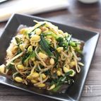 【豆もやしとニラのピリ辛和え】レンチンで簡単！やみつき♪