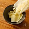【チーズおかかうどん】レンジ4分/頑張らない私ごはんの工程2