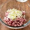 全部入れて待つだけ◎野菜たっぷり【肉団子と白菜の春雨スープ】の工程2