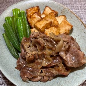 楽ラク手抜キッチン🐶🐾の作ってみた!投稿(【厚揚げとオクラの豚肉煮】短時間で味しみ◎)