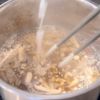 子どもが飲み干す【ほうれん草のとろ玉スープ】の工程3