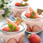 グラスで簡単！いちごのレアチーズケーキ