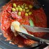 スペイン風【手羽元とオリーブのトマト煮込み】作り置きも美味の工程5
