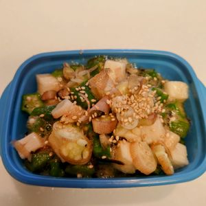 にゃんこさん🐱の作ってみた!投稿(ご飯やそうめんに乗せても◎！オクラと長芋の塩昆布ぽん酢)