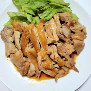 ふうかの作ってみた!投稿(15分で絶品【鶏もも肉のはちみつ無双煮】たれまで飲み干したい)