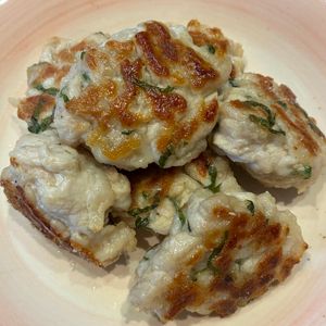 くだもの大好き🧡の作ってみた!投稿(混ぜて焼くだけ！簡単なのにリピート率高い「豚こまボール」)