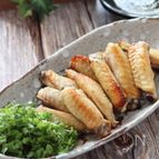 うどんスープで揉みこむだけで激旨！和風手羽中のオーブン焼き