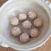 鶏つくねとせりのあっさり鍋の工程2