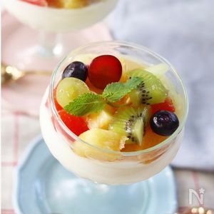 混ぜるだけ簡単！とろ～りパンナコッタ&マチェドニア | レシピサイトNadia