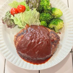 mi-koの作ってみた!投稿(『ドーンと大きな！絶品豆腐ハンバーグ』～デミグラスソース～)
