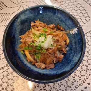 フェビアンの作ってみた!投稿(甘辛×さっぱりなやみつき丼ぶり♡『豚たまおろし丼』)