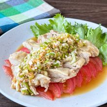 【よだれ鶏】レンジでしっとり！香味ねぎだれが絶品♡