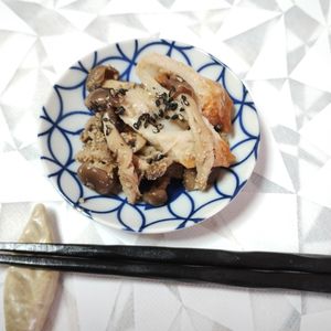 M＊Pの作ってみた!投稿(旨みたっぷり♩しめじとちくわの醤油麹きんぴら)