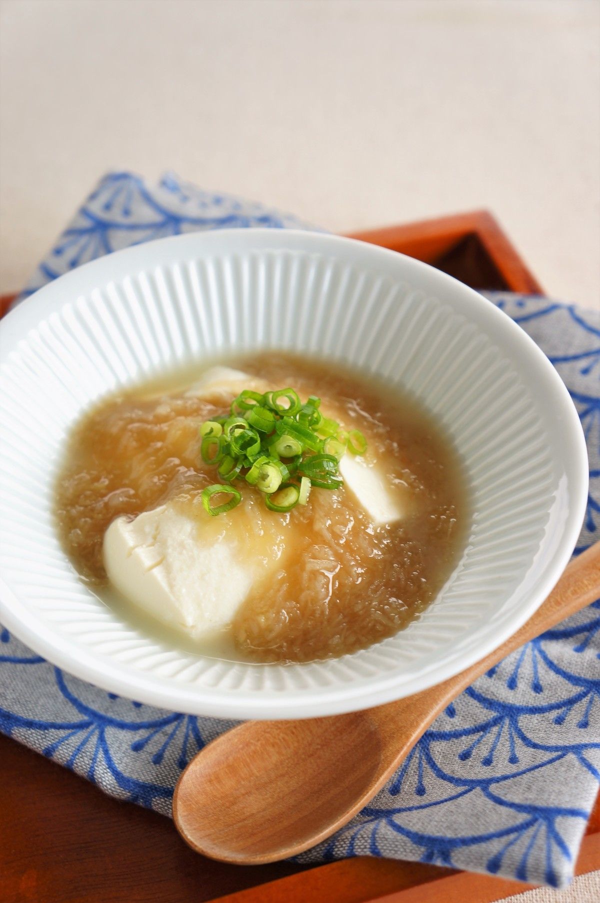 お値下げ♡当時物♡レア物♡昭和レトロ♡特大蓮華♡美品♡湯豆腐♪その① くずし豆腐のとろとろれんこんあんかけ | レシピサイトNadia