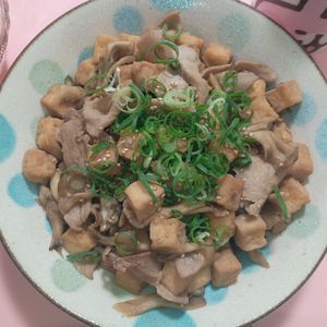milkの作ってみた!投稿(ワンパン10分！【豚肉と舞茸のすき煮】厚揚げ入りでヘルシー♩)