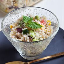 抱えて食べたいさっぱり感【夏野菜のタブレ】