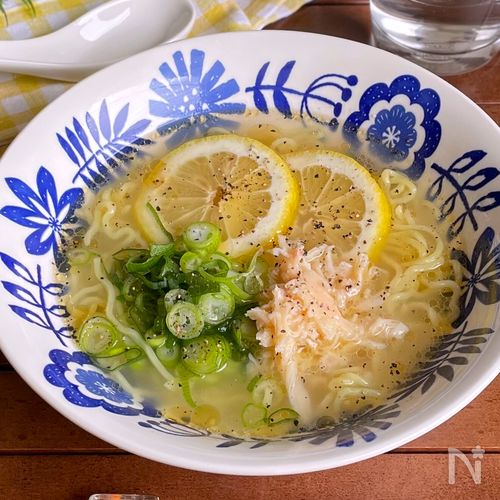 5分で簡単!家でもちゃんと美味い「鶏塩ねぎレモンラーメン」