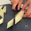 とろしゃきでごはんが進む！【なすとネギのそぼろ丼】の工程1