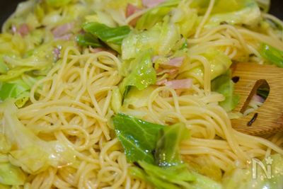 塩昆布が決め手 春キャベツとベーコンのバターポン酢パスタ By yuu レシピサイト Nadia ナディア プロの料理家のおいしいレシピ 塩昆布が決め手 春キャベツとベーコンのバターポン酢パスタ By yuu レシピサイト Nadia ナディア プロの料理家のおいしいレシピ