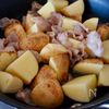 【新じゃがと豚バラの煮物】食材ふたつ！シンプル肉じゃがの工程3