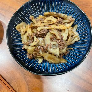 1169387の作ってみた!投稿(ごぼうとれんこん《こってり♡肉味噌きんぴら》)