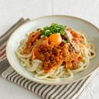 【最強の組み合わせ！豚キムチと納豆の冷やし混ぜうどん】