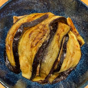 ミントミントの作ってみた!投稿(【10分】ナスの蒲焼き丼♡豚バラのっけで満足度UP！)