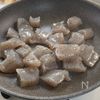 常備食材で10分♪【厚揚げとこんにゃくの甘辛味噌煮】の工程1