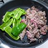 牛肉とピーマンの焼き肉炒め(市販のタレをひと工夫)の工程3