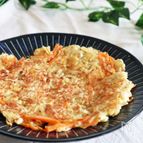 えのき丸ごと！えのきと人参のもちもちチーズチヂミ