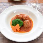 バジルミートボールのトマト煮込み