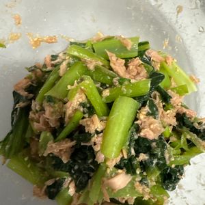 ONI嫁の作ってみた!投稿(【小松菜のツナみそ和え】5分で完成！ごはんがすすむ！)