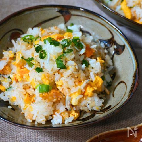 フライパンひとつ！しらすの焦がし醤油チャーハン