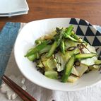 春野菜をたっぷりと◎春キャベツとアスパラガスの塩昆布ソテー