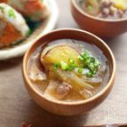 ほっこり優しい！さつまいもと玉ねぎのお手軽豚汁