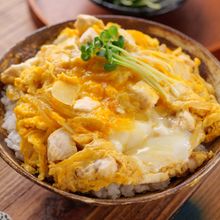 【調味料は麺つゆだけ！】とろとろ卵の親子丼＃リピ確定