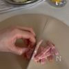 ワンパン◎冬のご馳走【白菜クリームホットサラダ】の工程1
