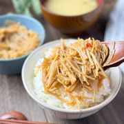 たった3分で完成する！ピリ辛なめたけ