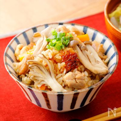 【基本とコツ】至福…! 鶏ときのこの炊き込みごはん