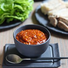 韓国の万能調味料【サムジャン】レタス包みや炒め物にも